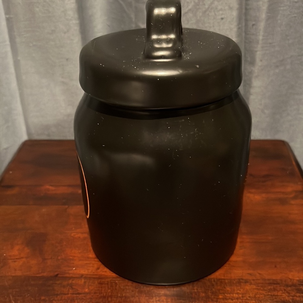 Rae Dunn Halloween baby BOO canister jar NWOT Black w/ Orange incised lettering - Picture 4 of 9